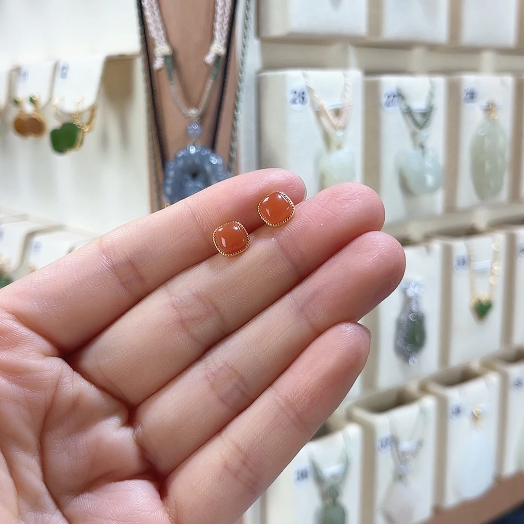 南红玛瑙银S925镀金镶嵌耳饰悠*耳钉