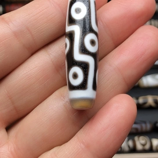 尚***姐玛瑙/玉髓未镶嵌颈饰