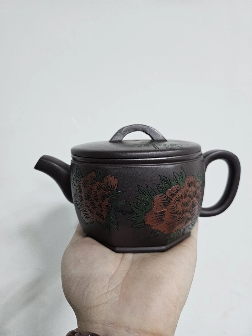 宜兴精美创意全手工特A级紫茄泥倾城汉瓦紫砂壶约300cc