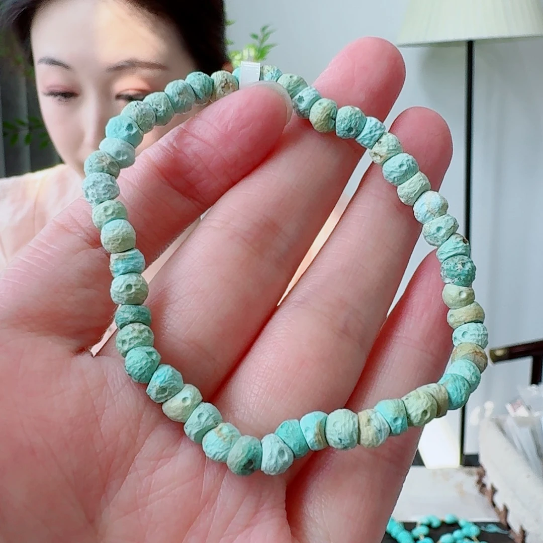 未镶嵌绿松石珠宝奇石