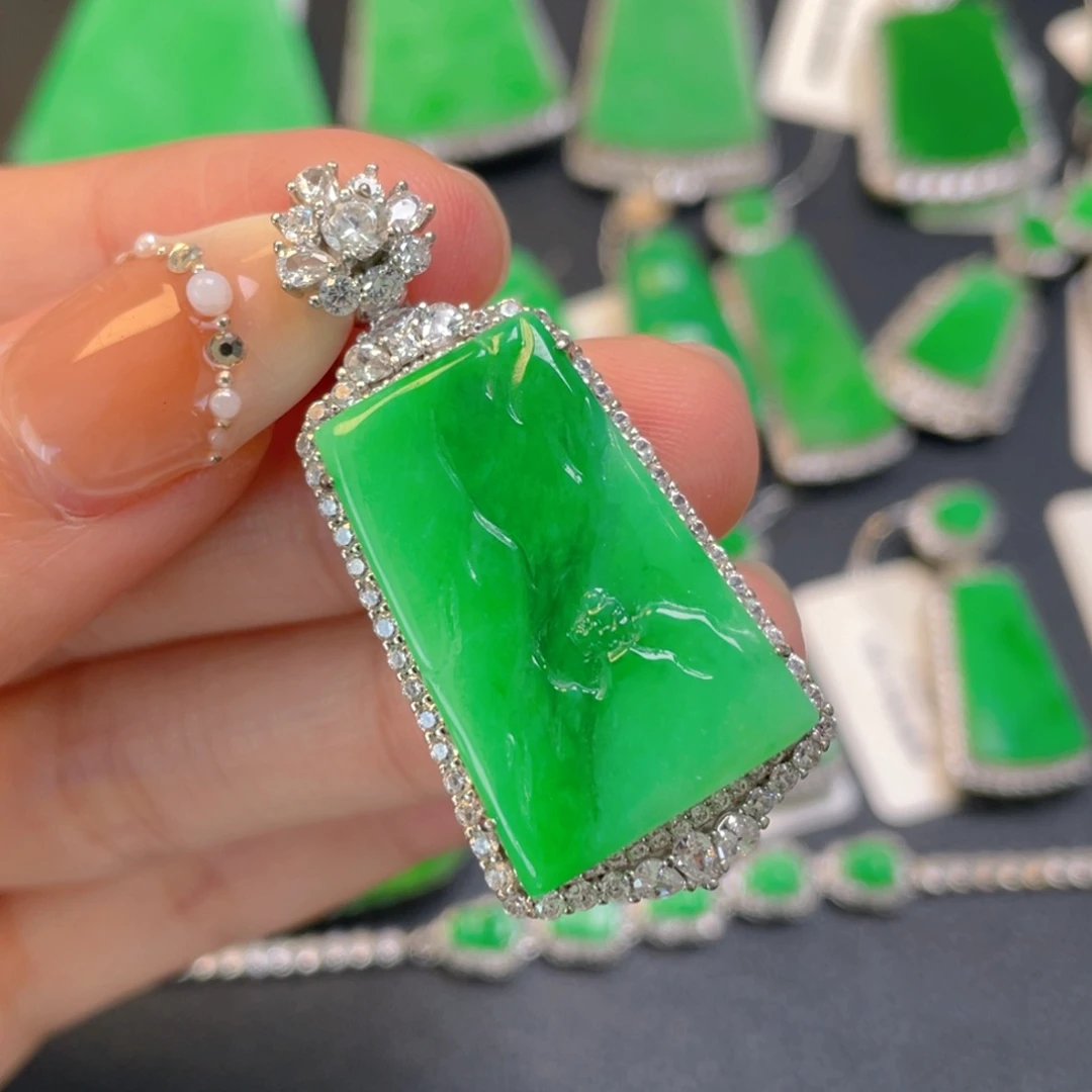 翡翠银S925镶嵌颈饰