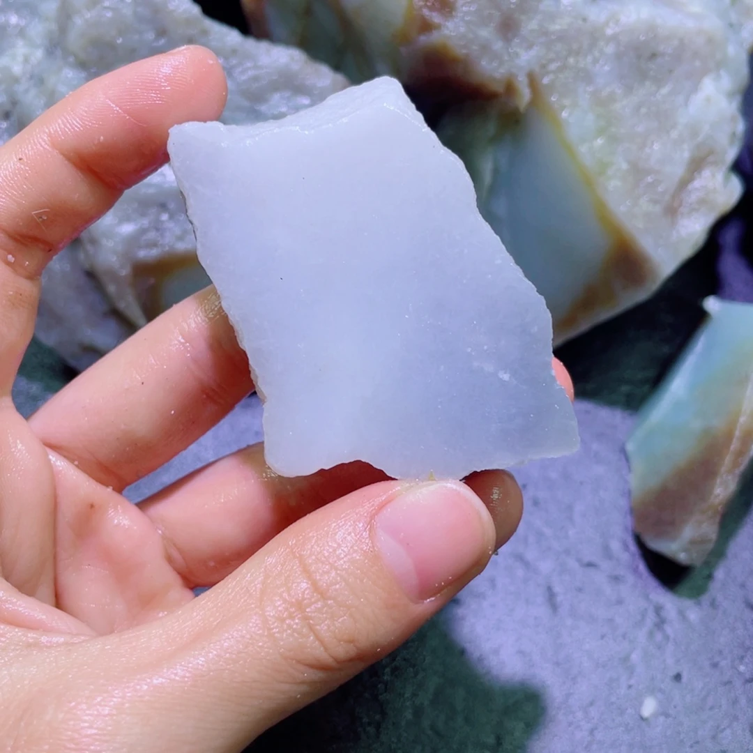 和田玉未镶嵌珠宝半成品