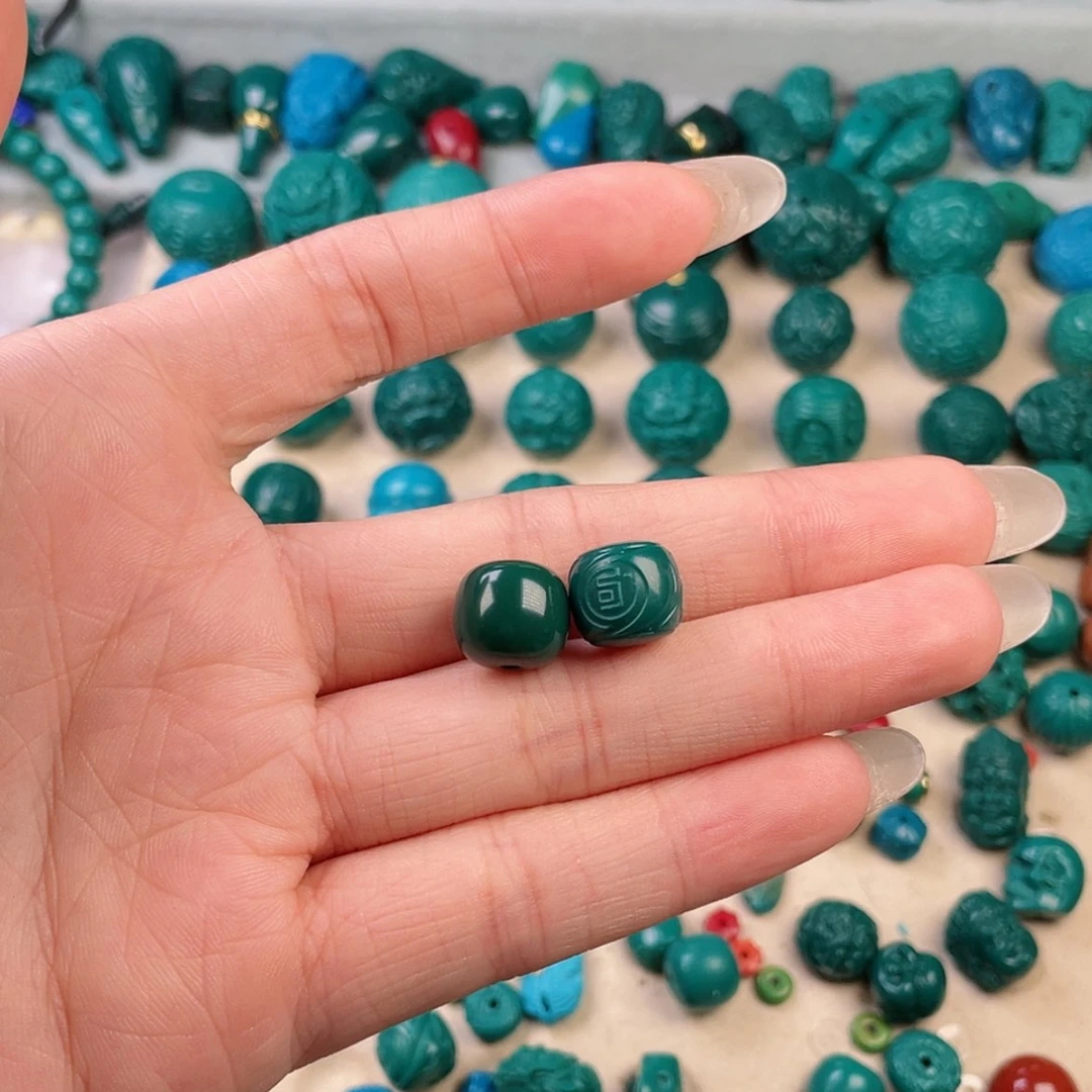 【闪购商品】琉璃颈饰1111111111111111