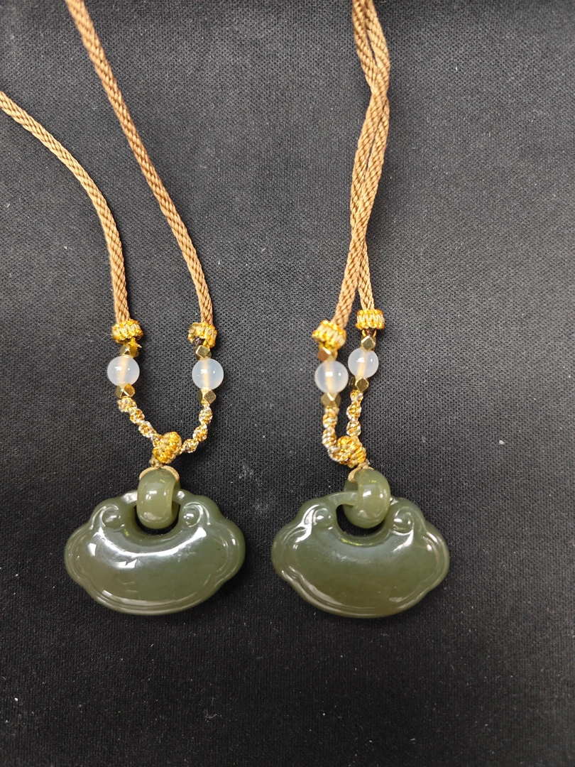 天然和田玉吊坠（多样性发其一）228FS1177