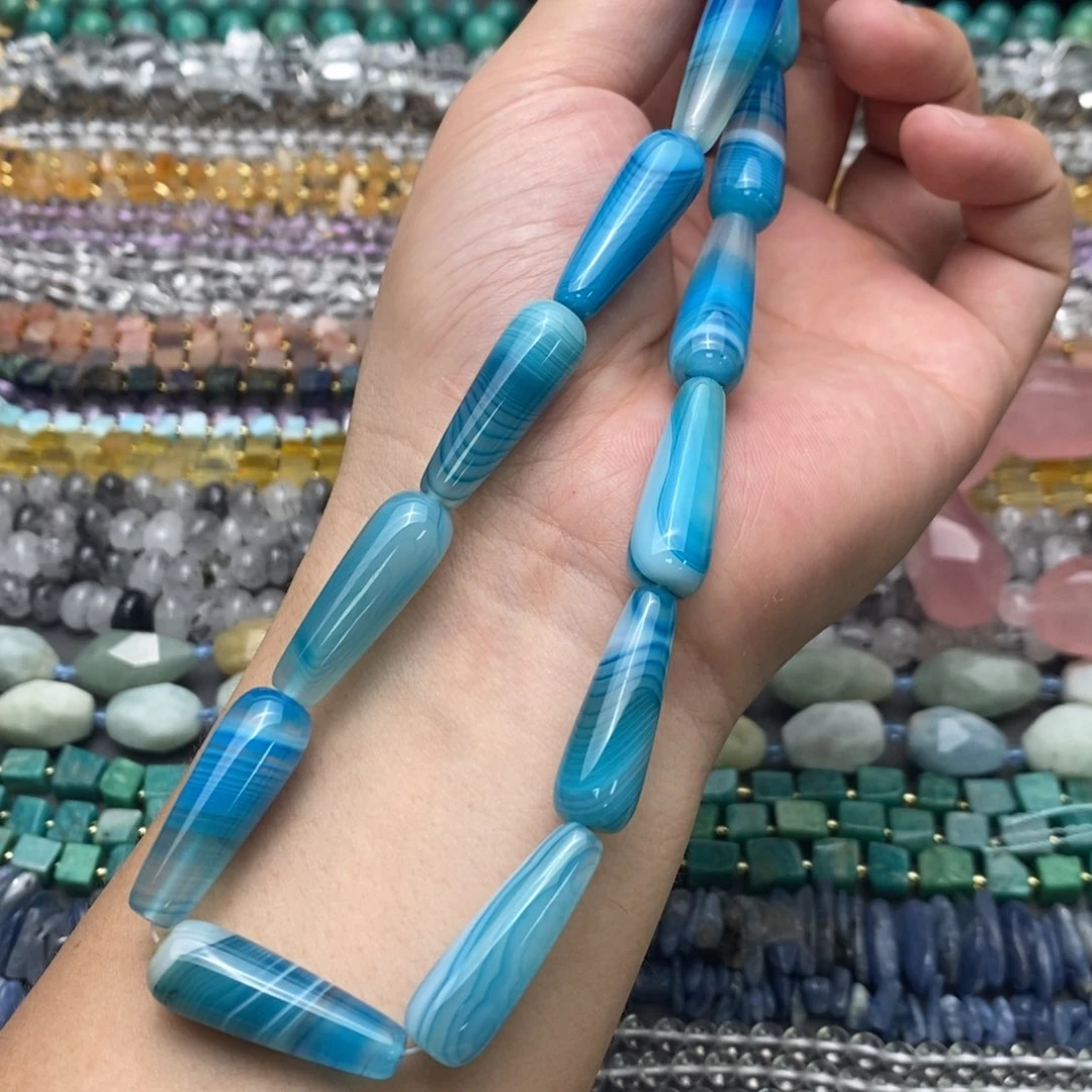 玛瑙/玉髓未镶嵌珠宝半成品蓝纹缠丝玛瑙水滴10*29mm一条