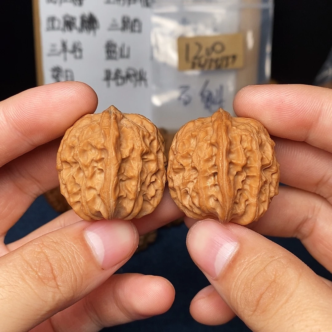 吊坠文玩核桃赤羽