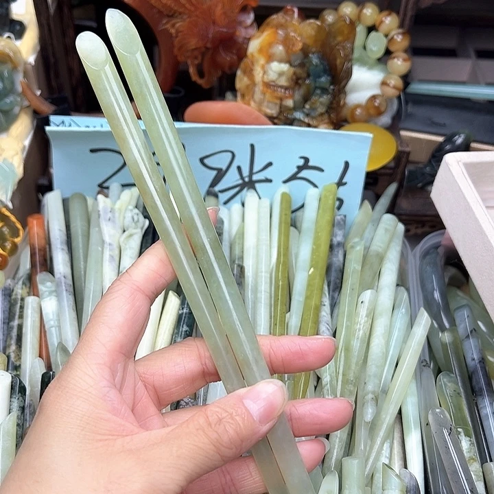 蛇纹石玉未镶嵌发簪