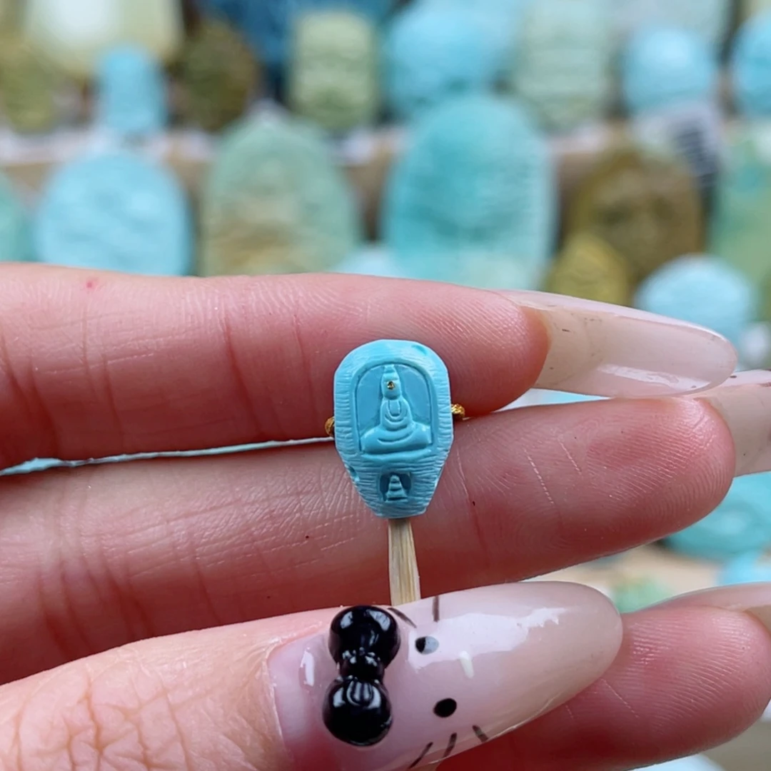 绿松石未镶嵌珠宝奇石