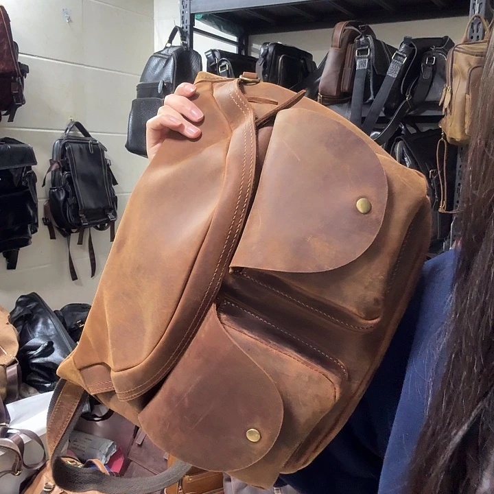 头层牛皮疯马斜挎