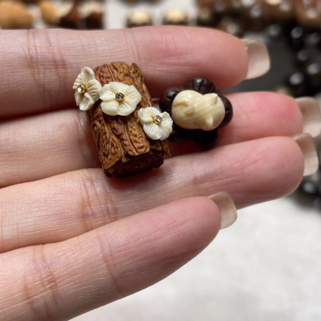 【闪购商品】檀香木吊坠呆*呆小吊坠