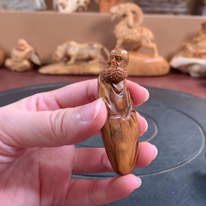 柏木（崖柏）根雕摆件