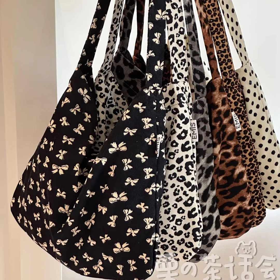 碎花休闲帆布袋大容量包包女 日系ins风轻便斜挎包学生通勤单肩包