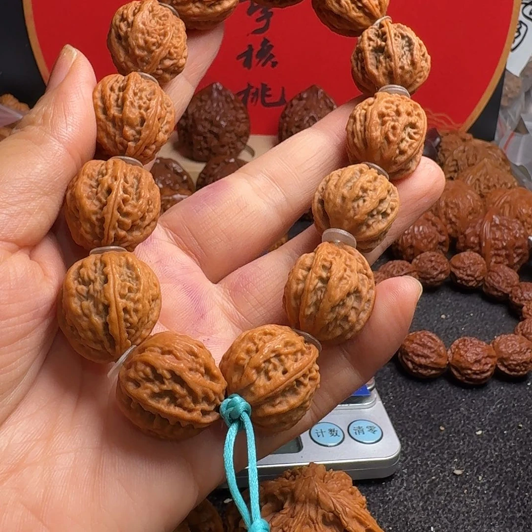 文玩核桃把件手串