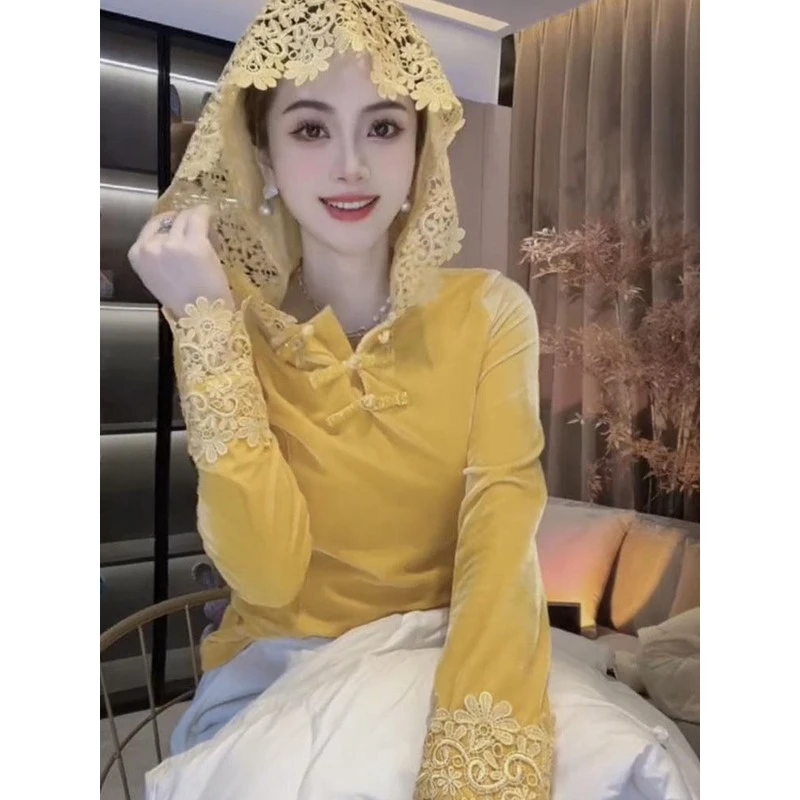 网红同款时尚小衫女春秋新款蕾丝拼接气质连帽丝绒显瘦百搭上衣