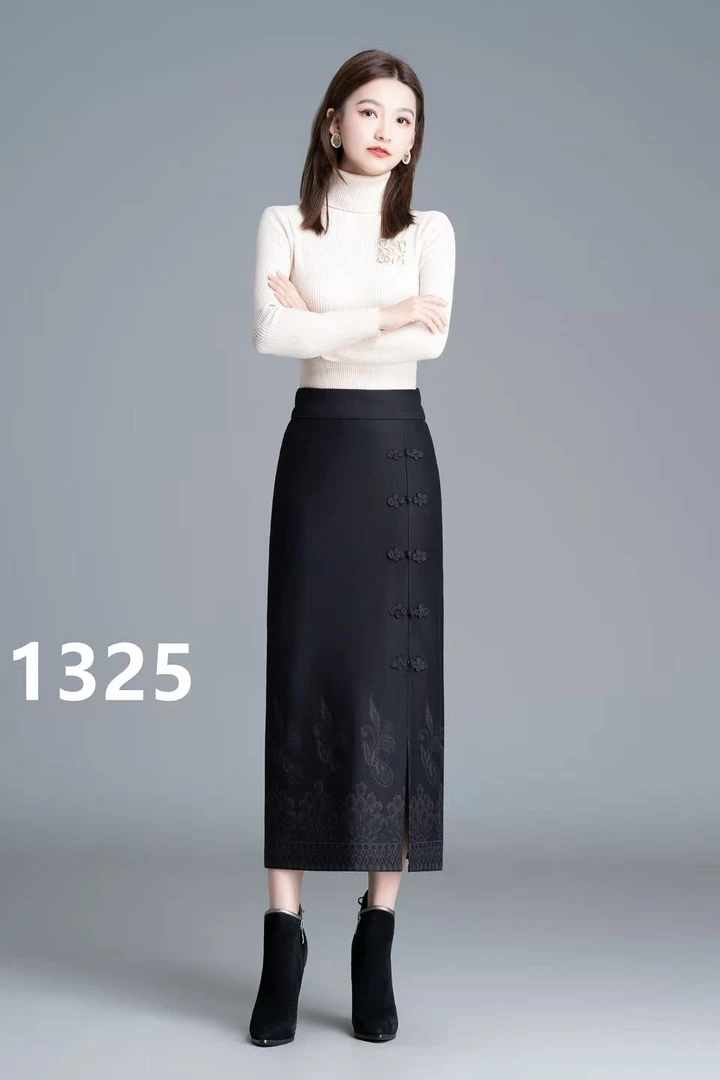 【YY704断码青仓】1325秋冬款盘扣国风包臀裙开叉半身裙女裙子