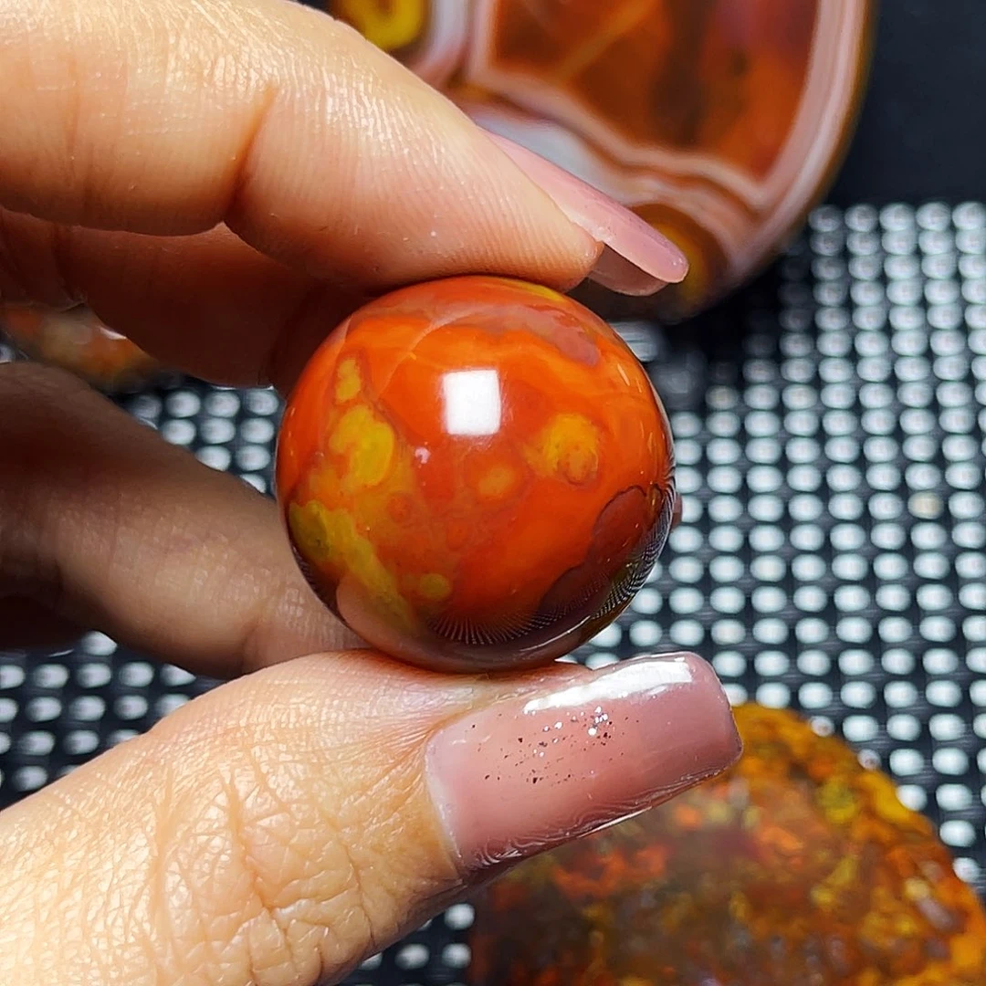 未镶嵌颈饰玛瑙/玉髓想****字