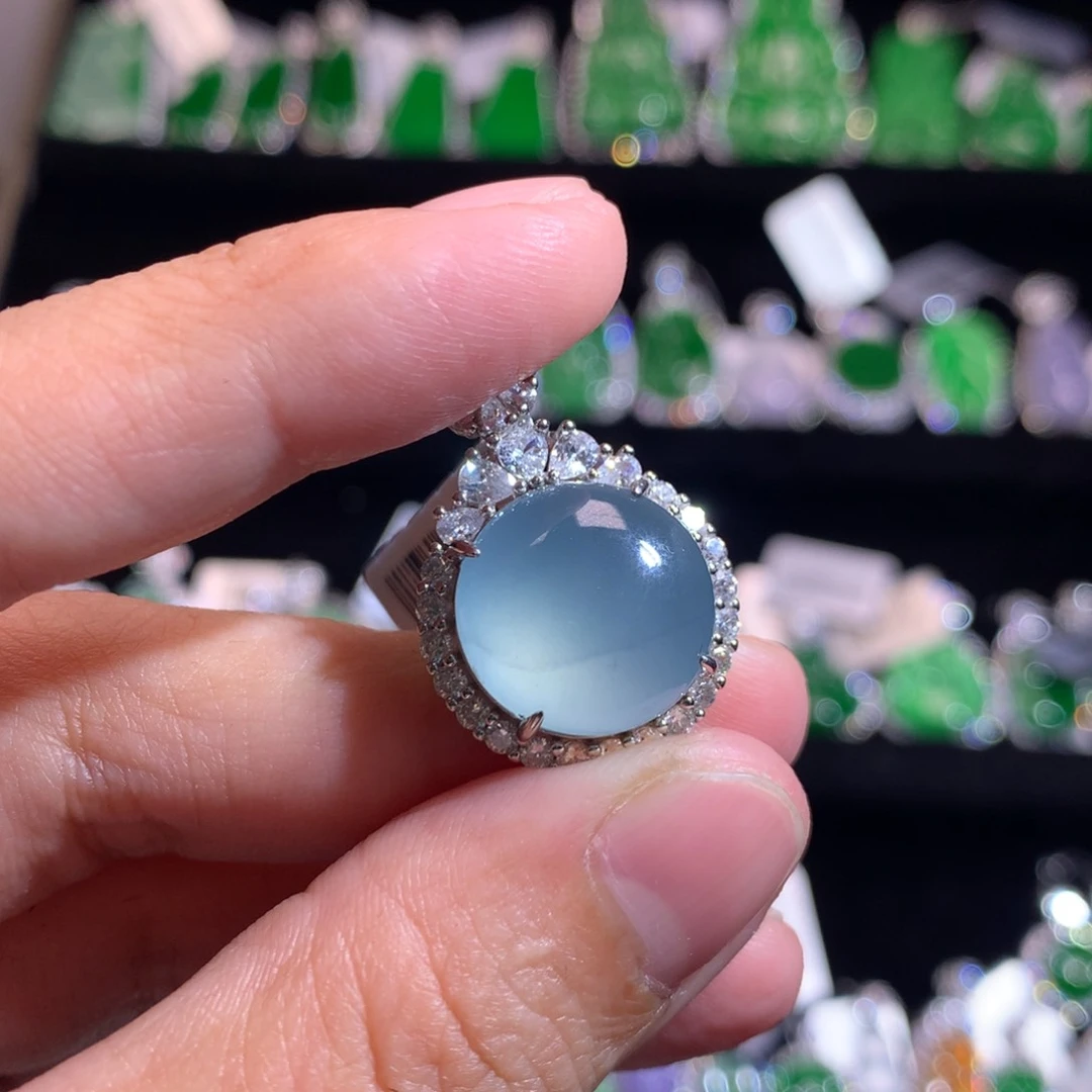 【闪购商品】颈饰银S925镶嵌翡翠