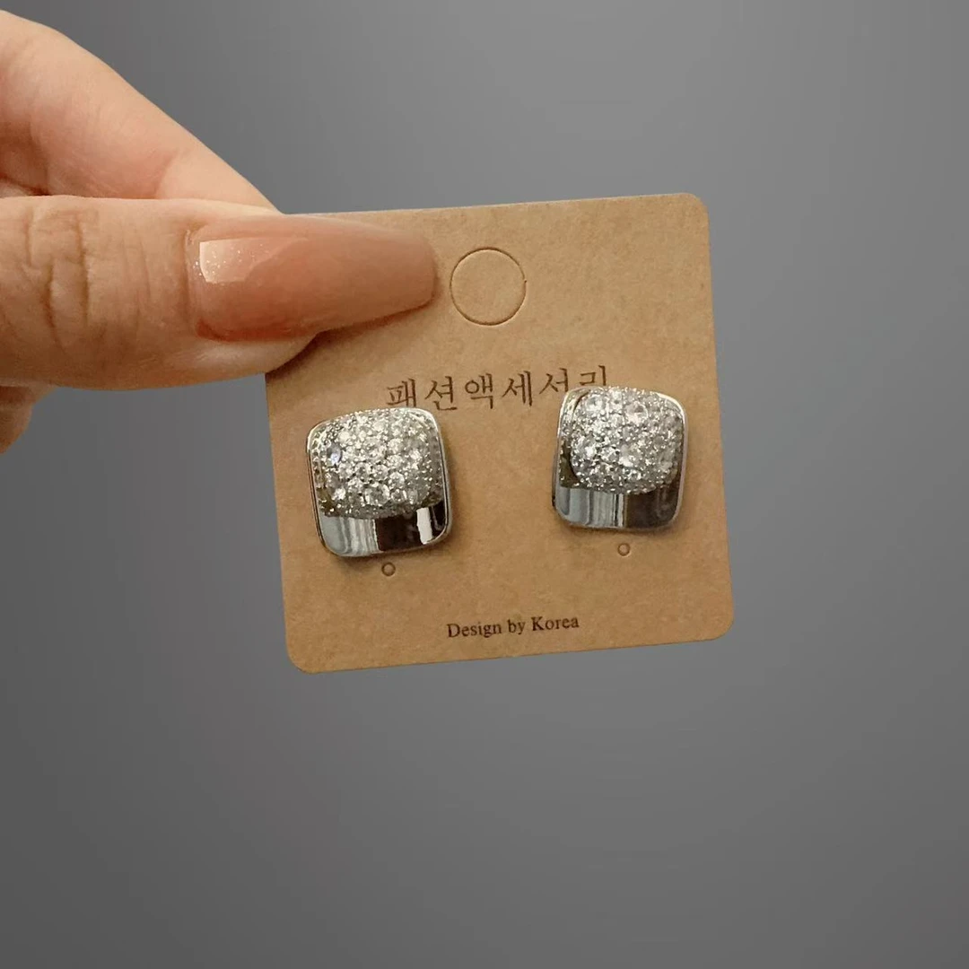 铜合金耳饰 轻奢几何方形满钻设计感简约百搭耳环耳饰 S67