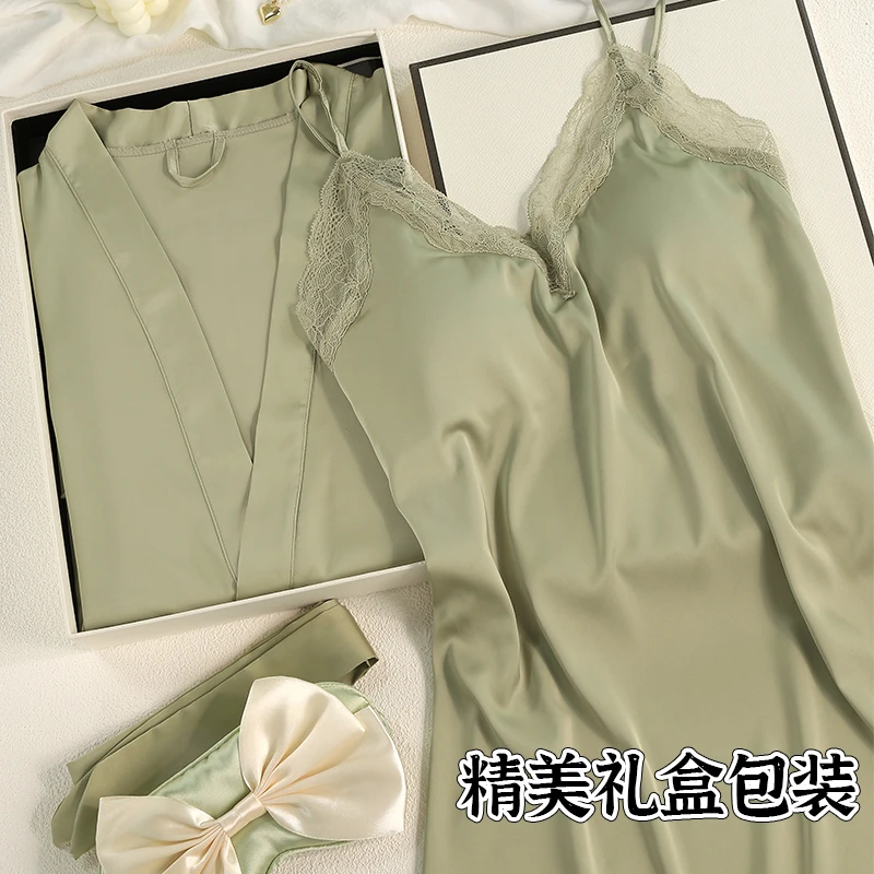 圣诞节情人节生日礼物女生送闺蜜女朋友老婆实用冰丝睡裙礼盒装