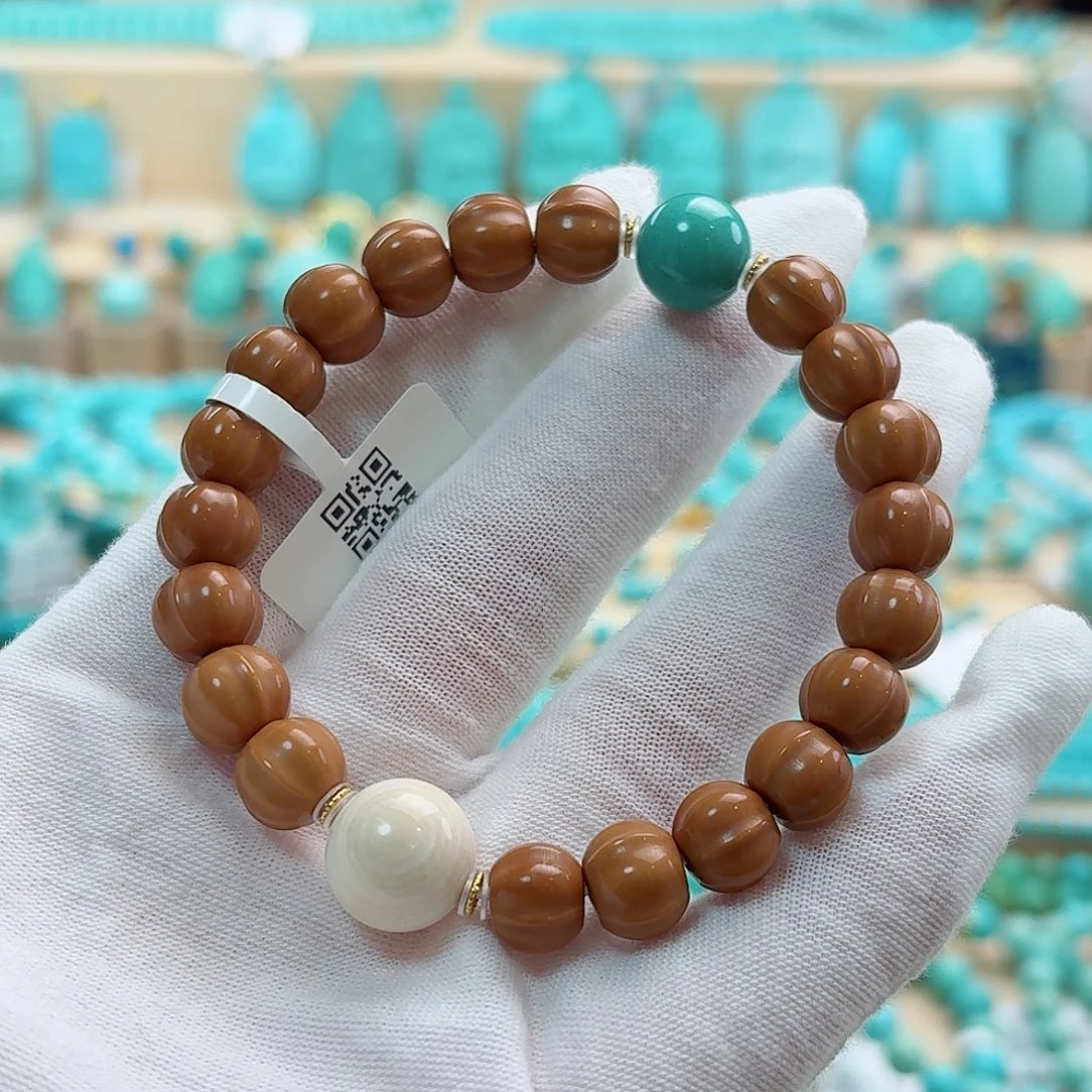 绿松石18K金镶嵌珠宝奇石