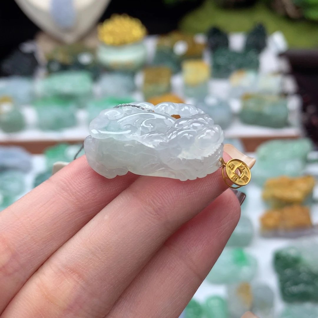 翡翠未镶嵌颈饰翡翠貔貅21