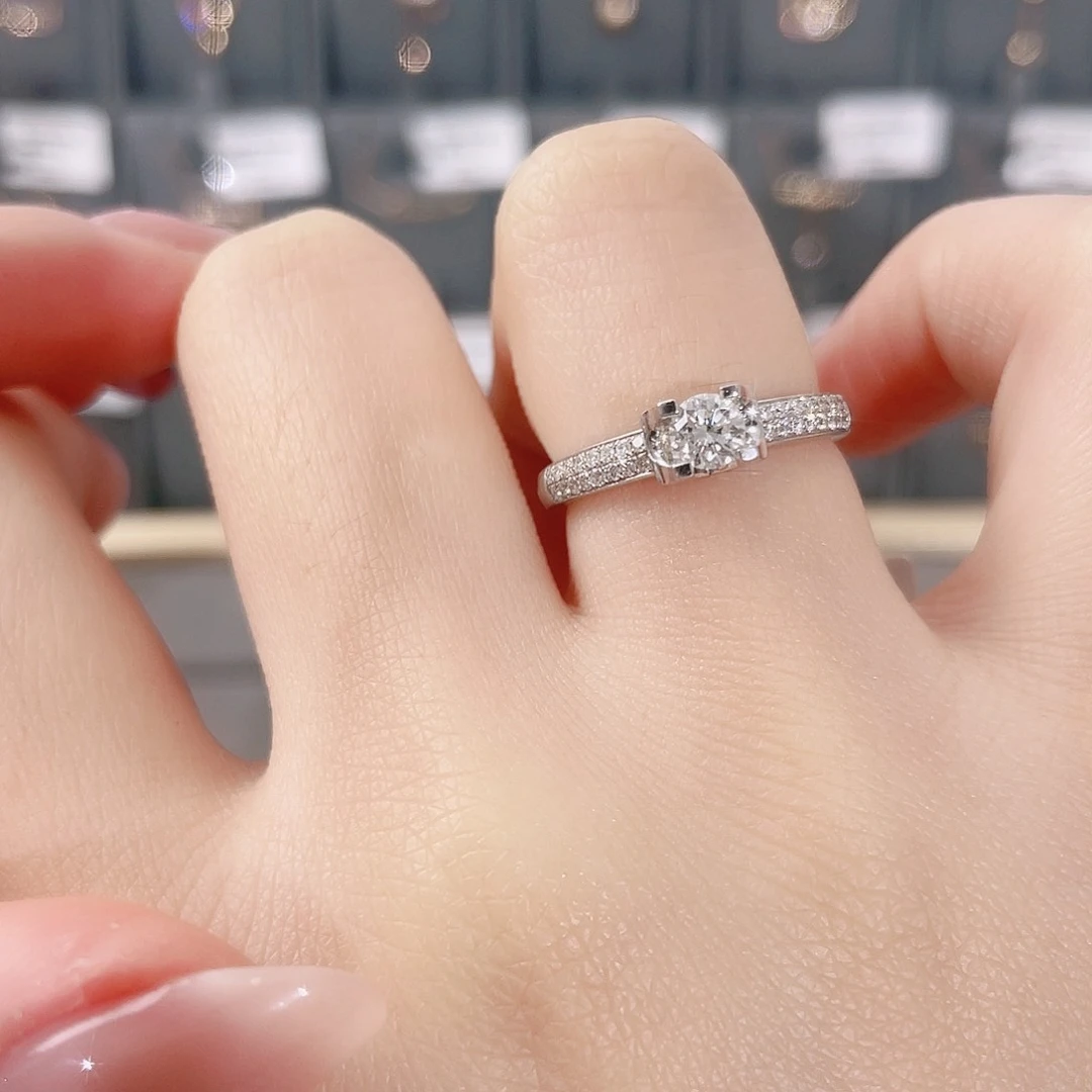 天然钻石戒指/指环18K金镶嵌蜜*A18082010