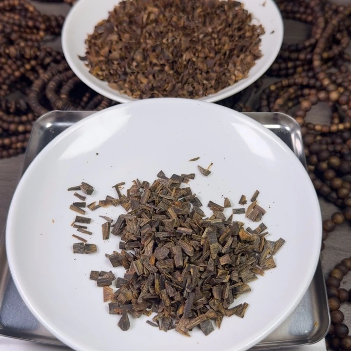 *****树脂制品黑油沉水切料