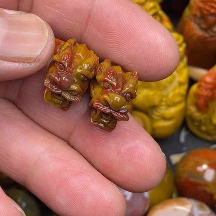 未镶嵌颈饰玛瑙/玉髓