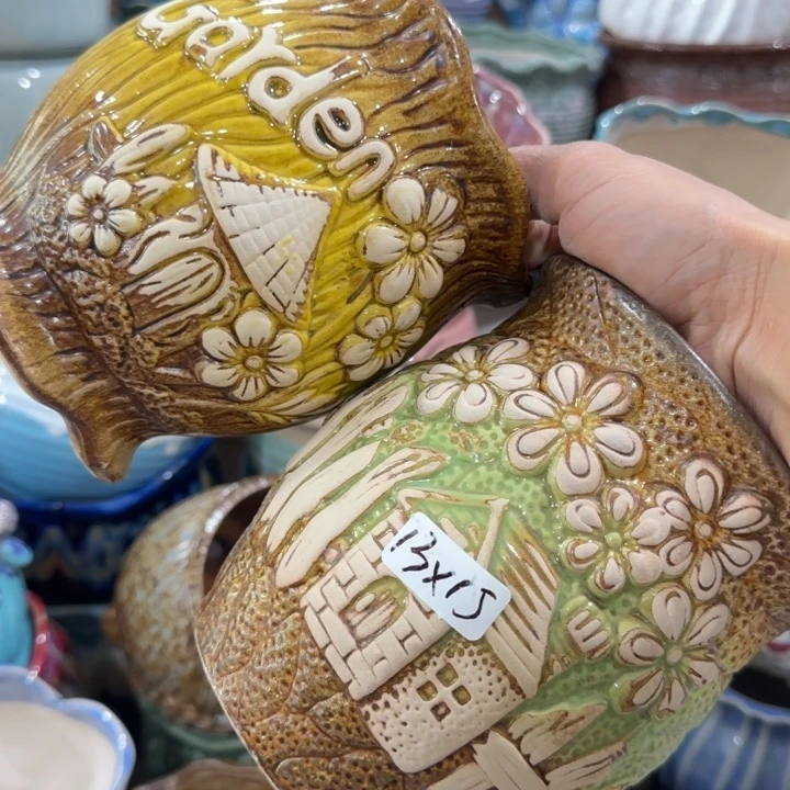 凑9块包邮，有孔，不清楚问客服