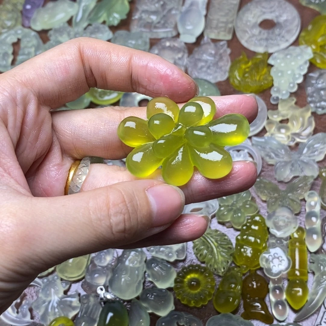 蛇纹石玉合金项链
