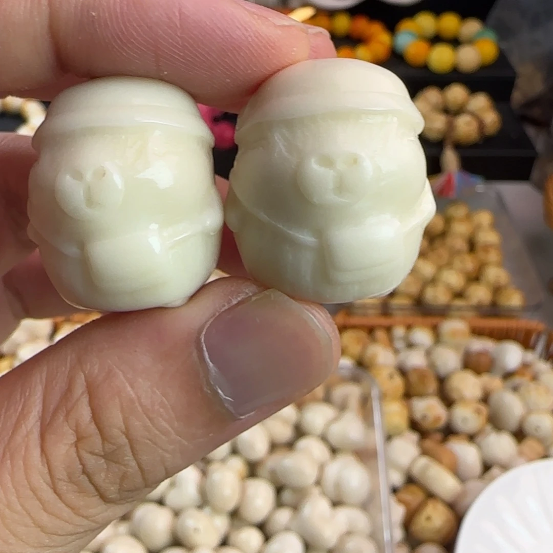 菩提根/象牙果手串全品白色书包卡皮2颗