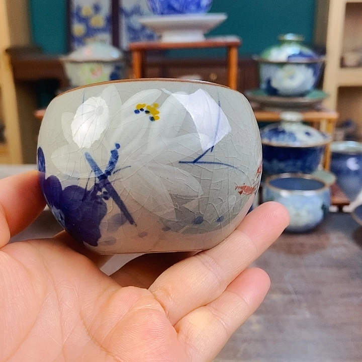 瓷片手工制作工艺精湛等