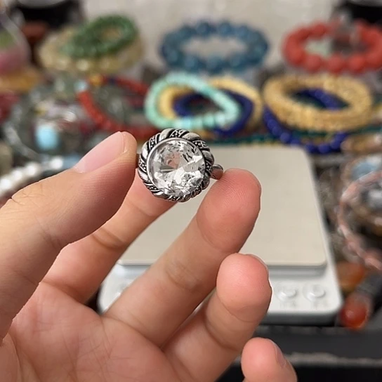 水晶戒指合金矿坑