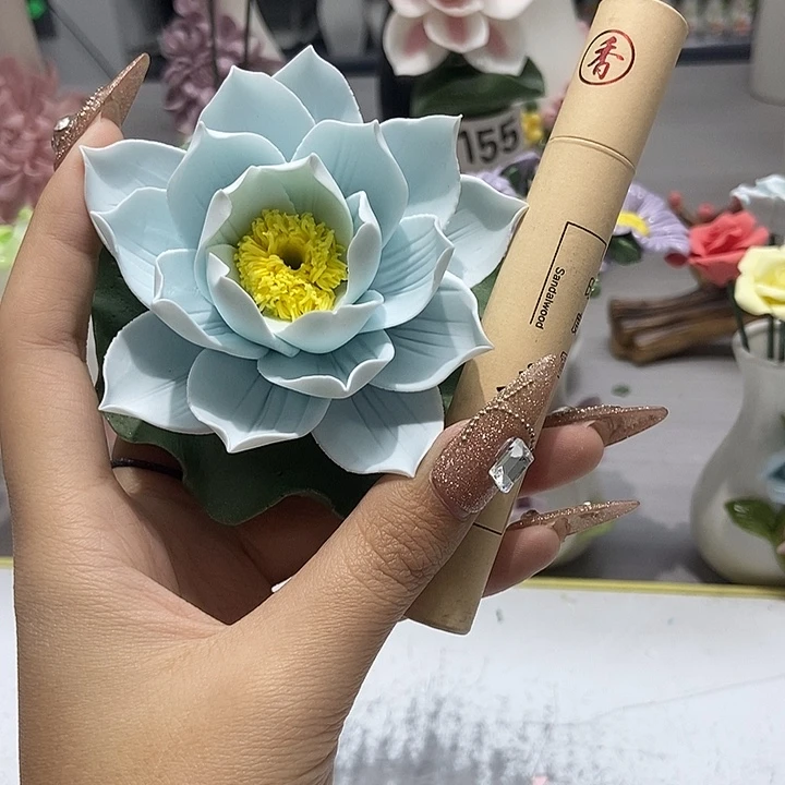 陶瓷纯手工捏花设计