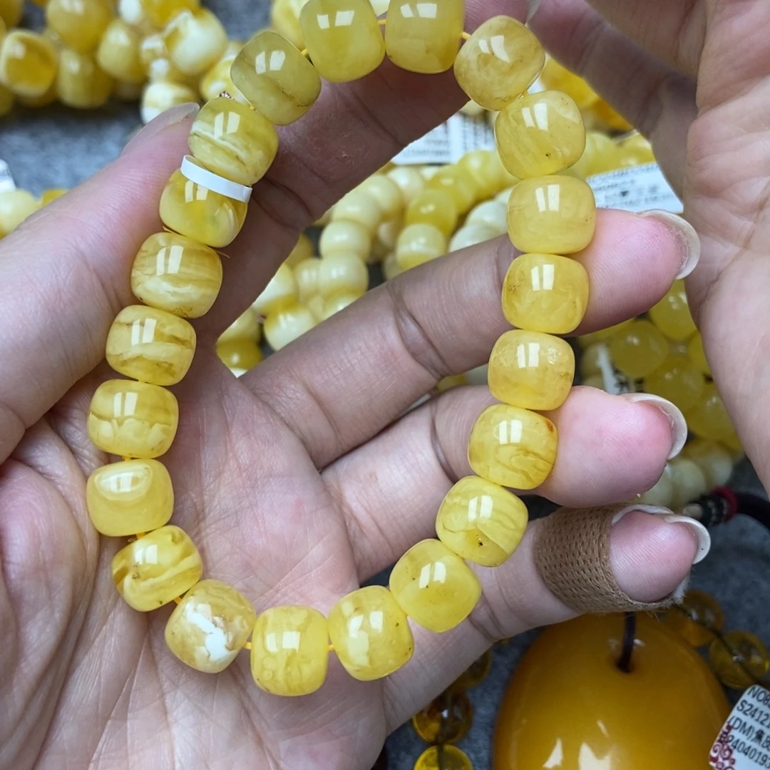 琥珀未镶嵌珠宝奇石20