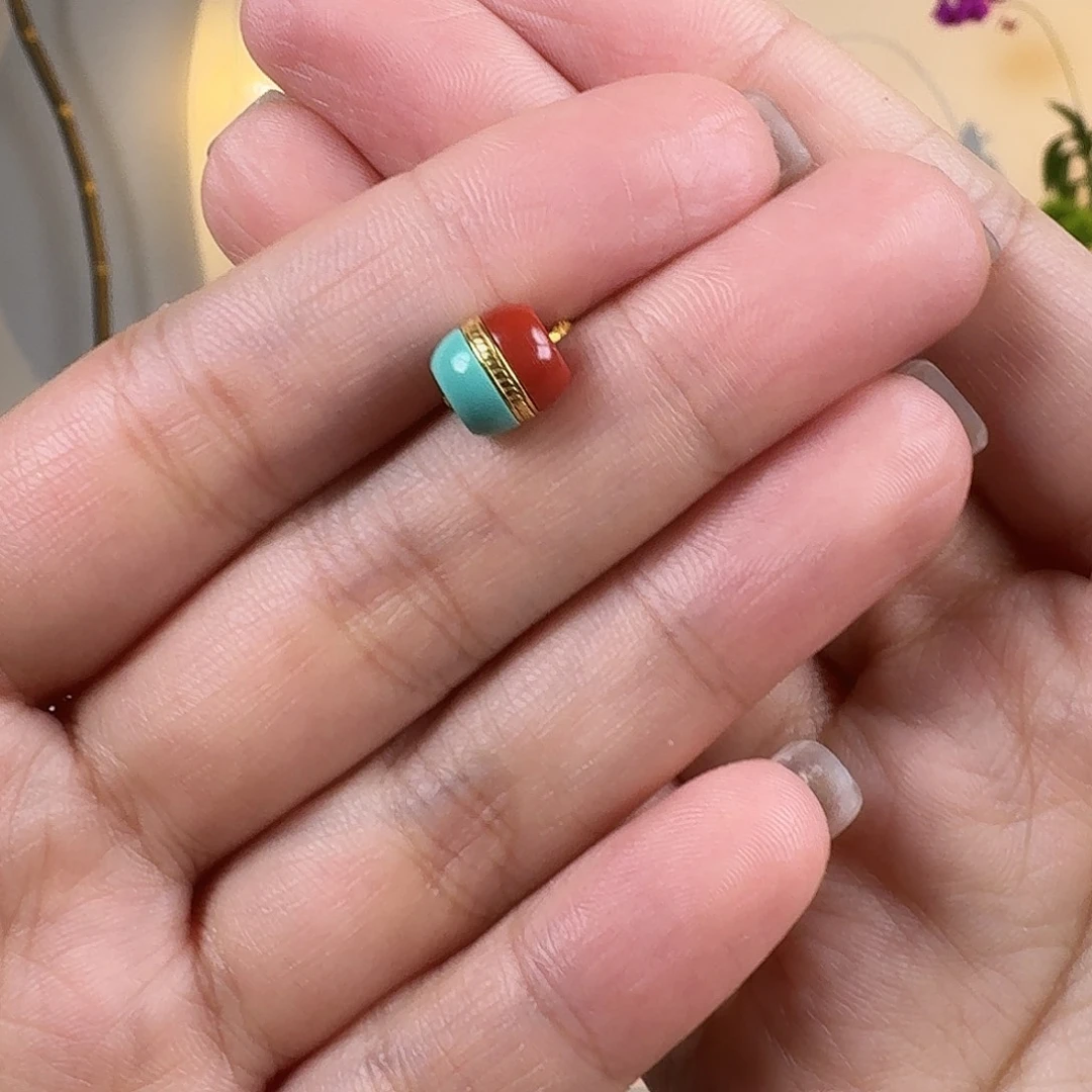 萍***秀绿松石未镶嵌挂件