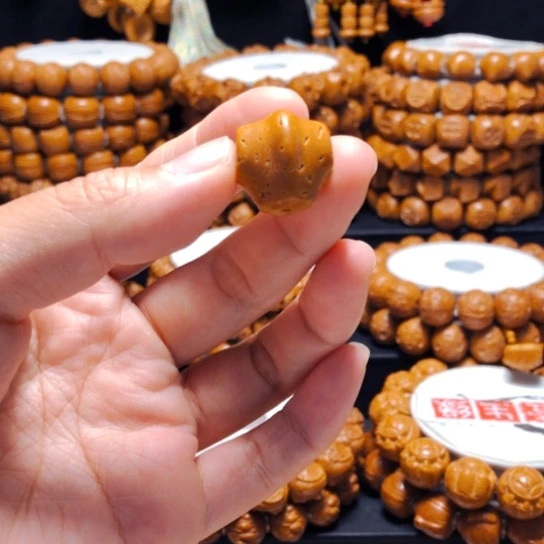 煮***风桃核吊坠鲨鱼背三通