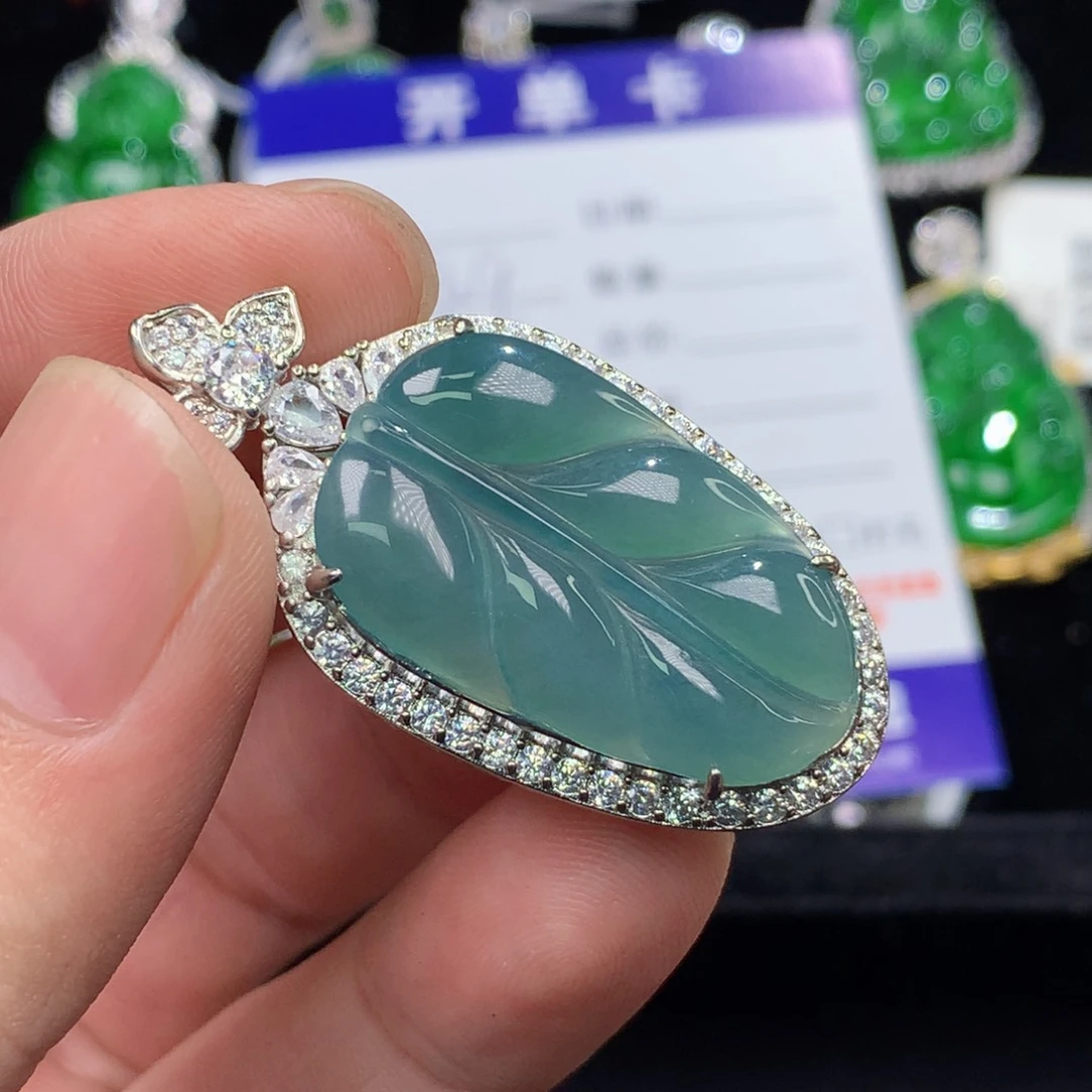 【闪购商品】翡翠颈饰未镶嵌翡翠