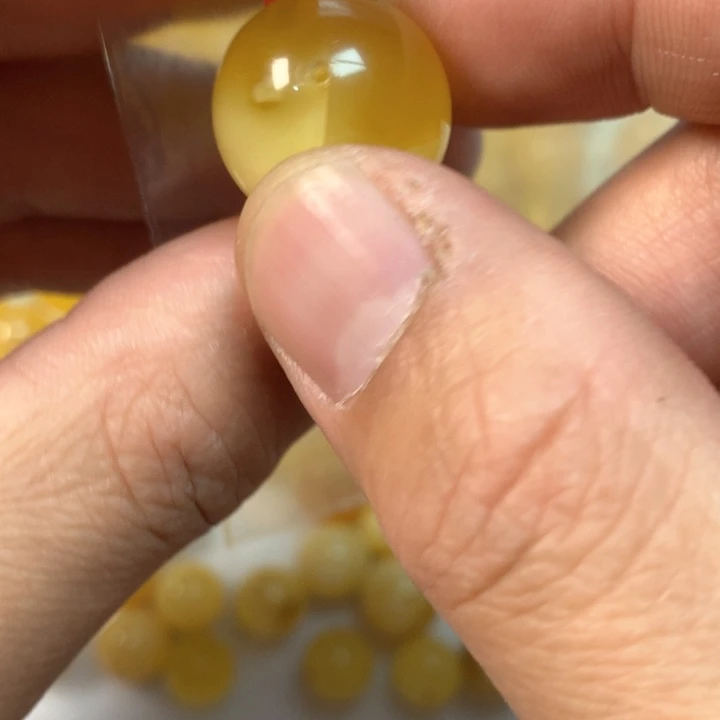 琥珀未镶嵌珠宝奇石瑕疵18.6