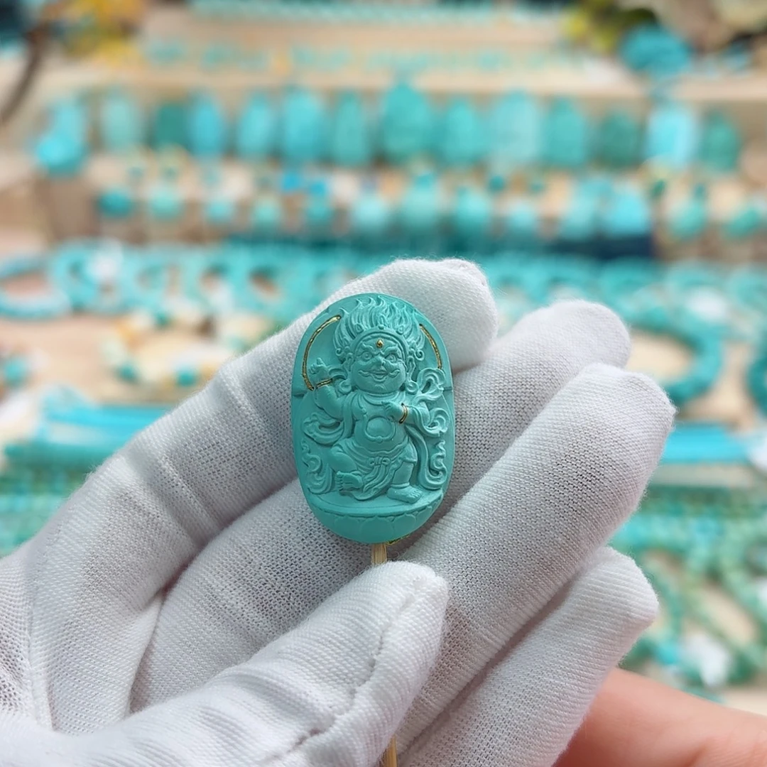 绿松石未镶嵌珠宝奇石