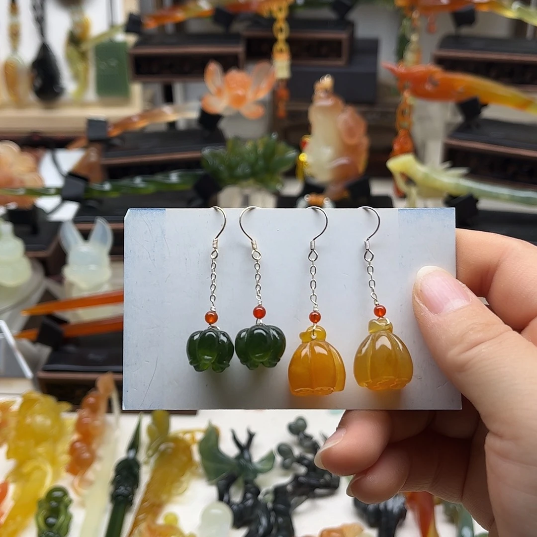 蛇纹石玉未镶嵌岫玉耳坠૮****糖