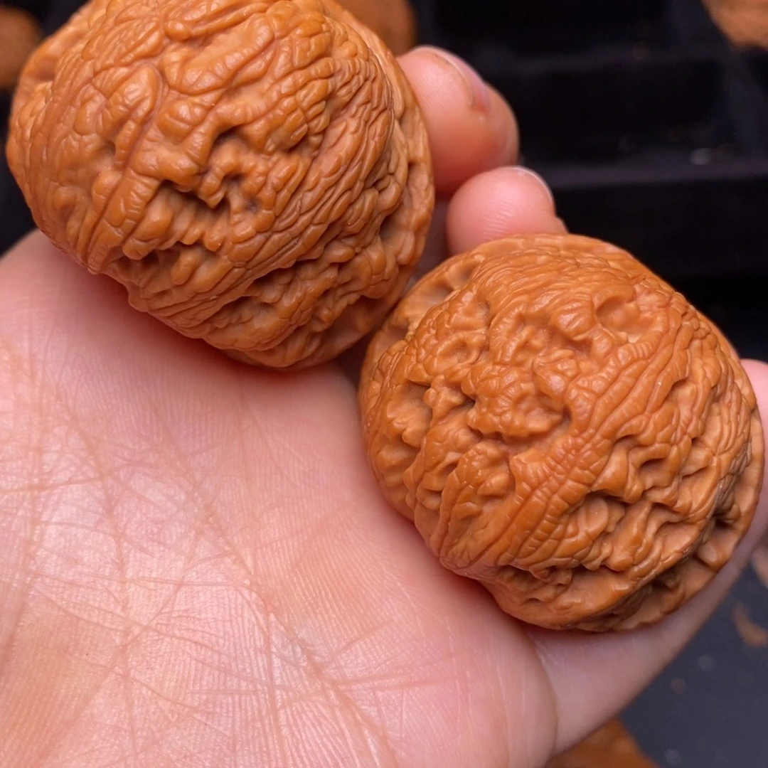 文玩核桃吊坠秦岭野生核桃