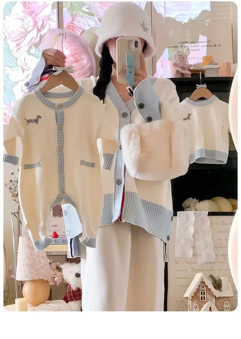 2025新款婴儿连体衣春秋爆款连身衣婴幼儿爬爬服小熊针织春秋毛衣