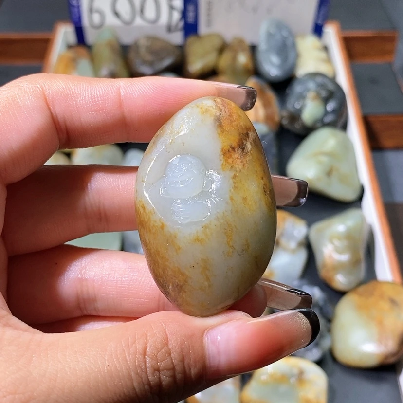 【闪购商品】和田玉未镶嵌颈饰你****看