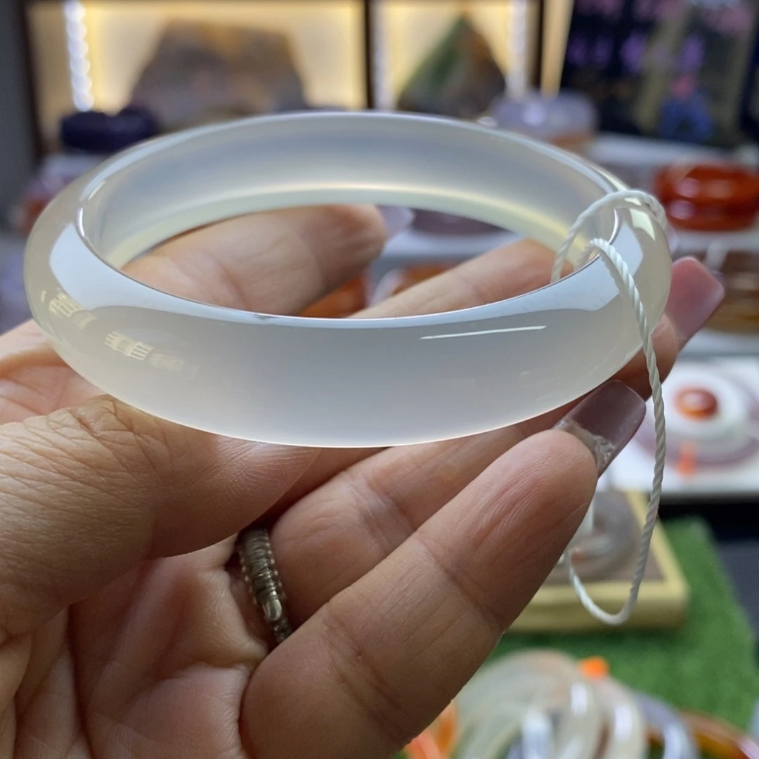 手镯玛瑙/玉髓未镶嵌