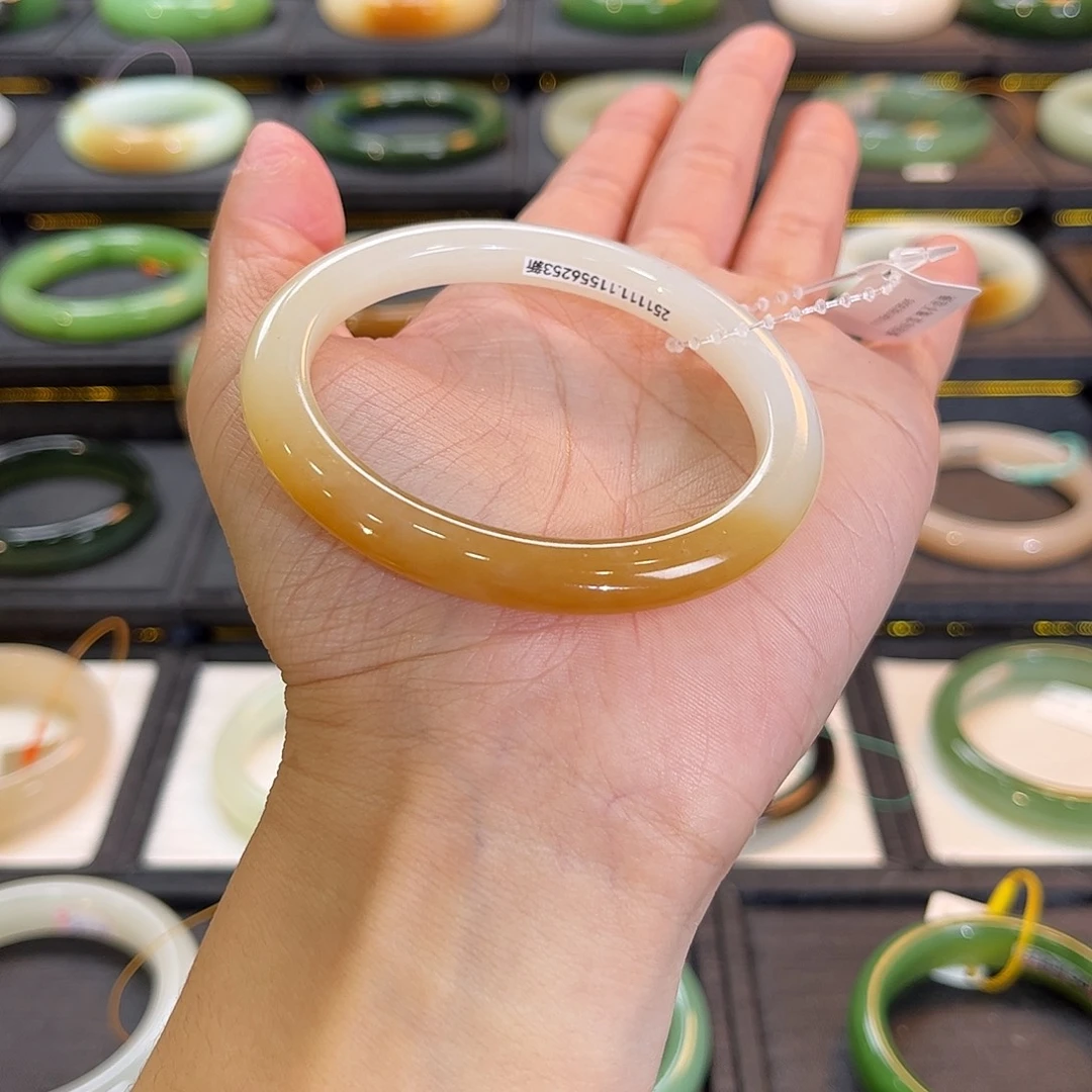 和田玉未镶嵌手镯亮橘糖白