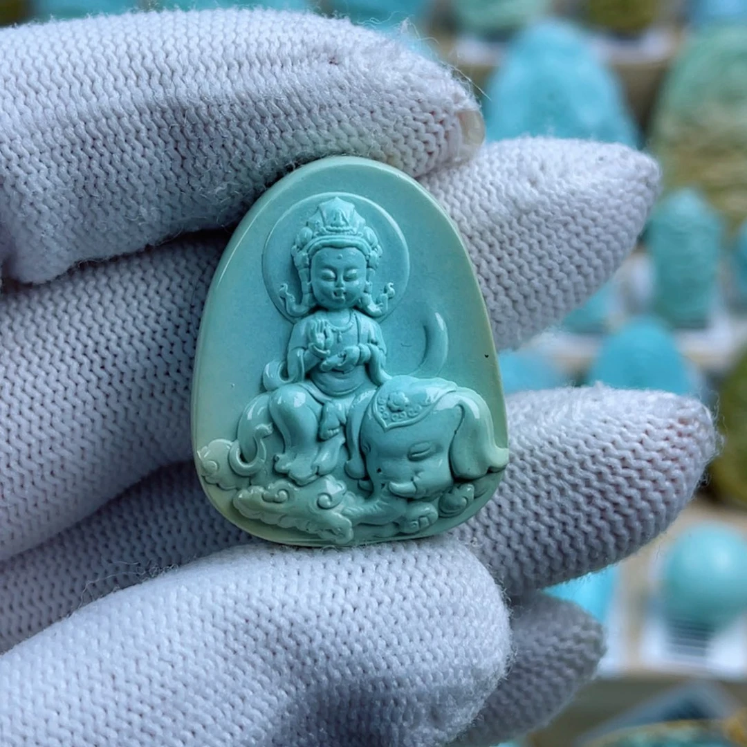 绿松石未镶嵌珠宝奇石