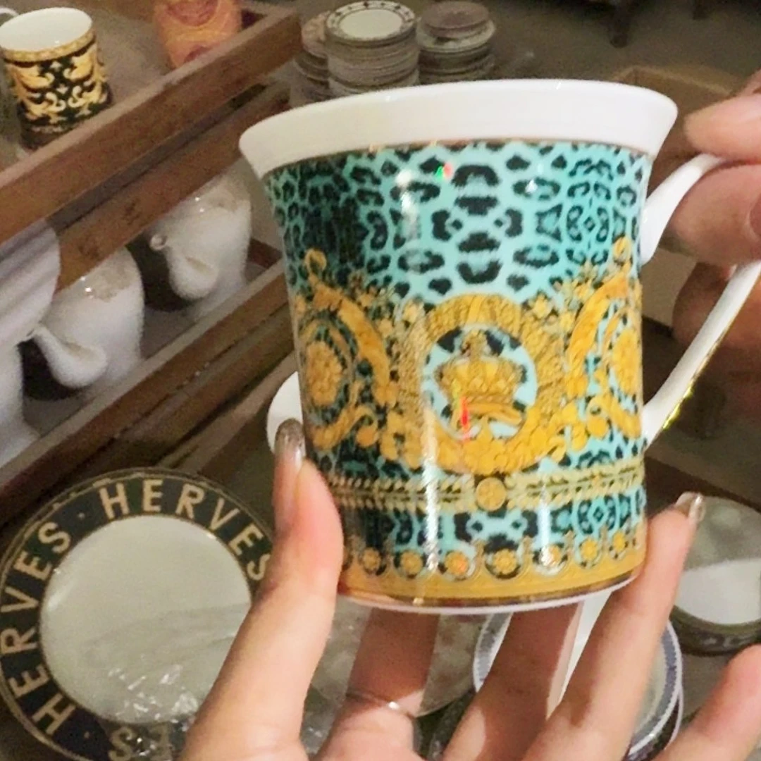 覚***悟瓷陶瓷工艺品包邮骨瓷工艺工厂批