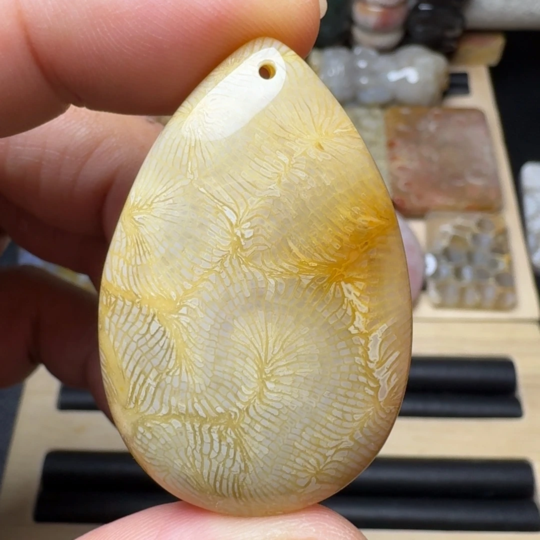 硅化玉未镶嵌纯天然色有机玉石保真色