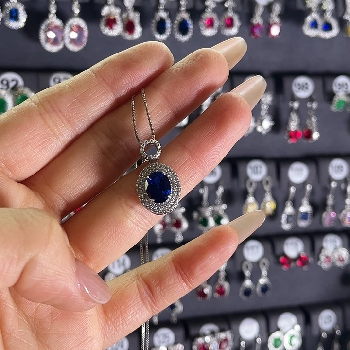 14K金镶嵌蓝宝石颈饰176